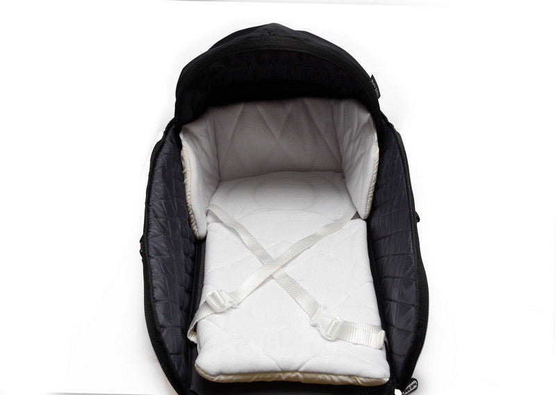 Carrycot premium