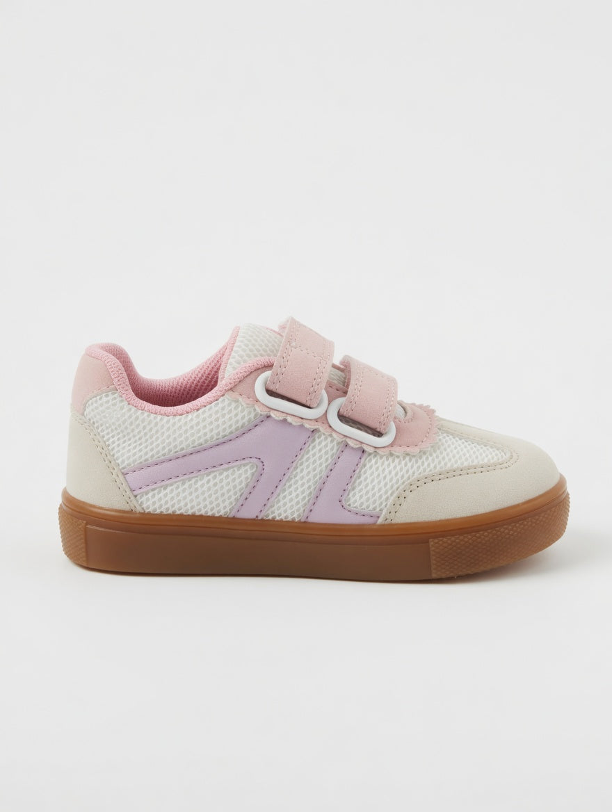 Girls Lightweight Sneaker